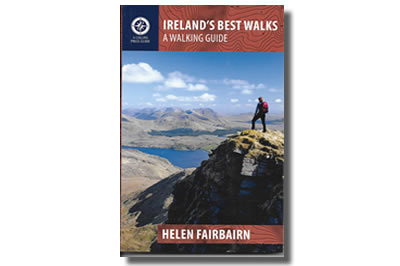 Ireland’s Best Walks:  A Walking Guide - Helen Fairbairn